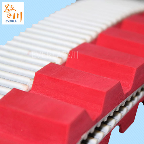 表面加紅膠開槽<a href='http://www.solarscope.net/' target='_blank'><u>PU同步帶</u></a>細節(jié)圖